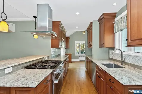 141 Henry Street Hasbrouck Heights NJ 07604