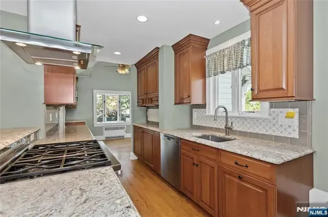 141 Henry Street Hasbrouck Heights NJ 07604