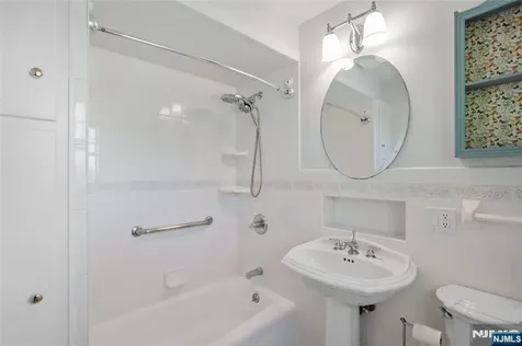 141 Henry Street Hasbrouck Heights NJ 07604