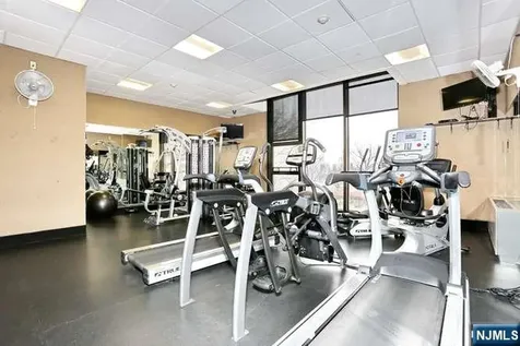 6 Horizon Fort Lee NJ 07024