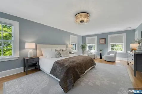 212 Midland Avenue Montclair NJ 07042
