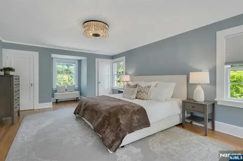 212 Midland Avenue Montclair NJ 07042