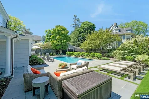 212 Midland Avenue Montclair NJ 07042