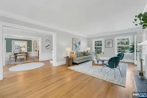 212 Midland Avenue Montclair NJ 07042