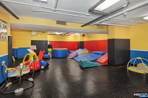 7004 Kennedy Boulevard Guttenberg NJ 07093