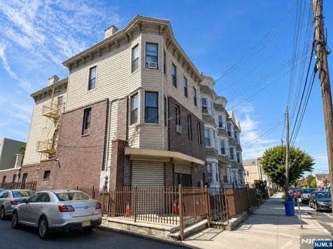 840 Mount Prospect Avenue Newark NJ 07104