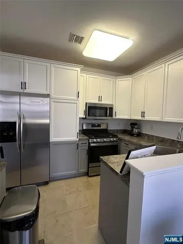 182 Brittany Court Clifton NJ 07013