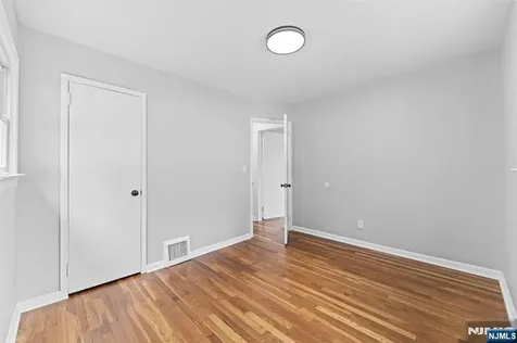 18 Farmingdale Avenue Bloomfield NJ 07003