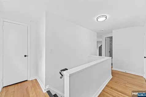 18 Farmingdale Avenue Bloomfield NJ 07003