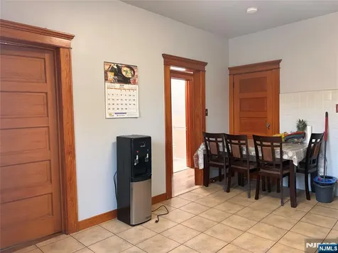 390 Delano Place Fairview NJ 07022