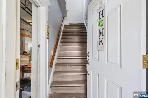 390 Delano Place Fairview NJ 07022