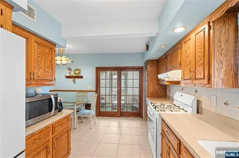 216 5th Street Ridgefield Park NJ 07660