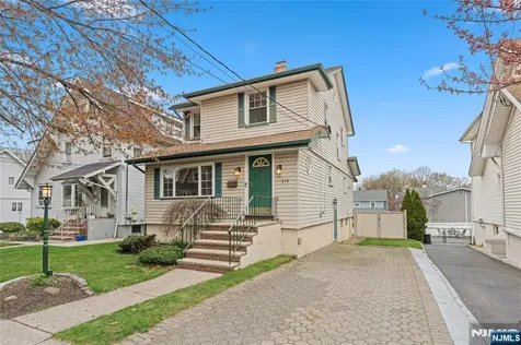 216 5th Street Ridgefield Park NJ 07660