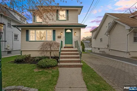 216 5th Street Ridgefield Park NJ 07660