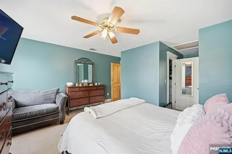 158 Johnson Avenue Dumont NJ 07628