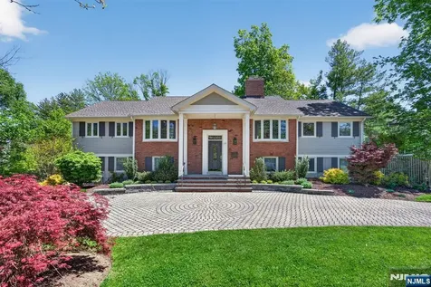 36 Thackeray Drive Millburn NJ 07078