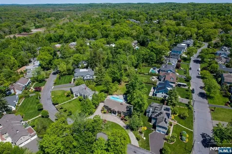36 Thackeray Drive Millburn NJ 07078