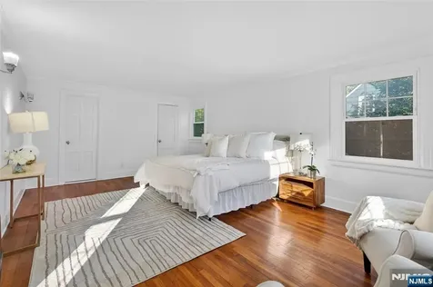 85 Whitney Road Millburn NJ 07078