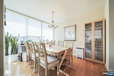 918 Hudson Park Edgewater NJ 07020