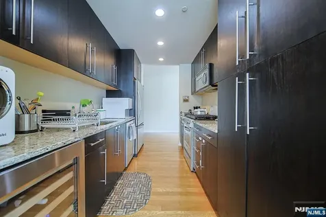 918 Hudson Park Edgewater NJ 07020