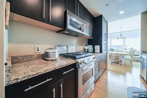 918 Hudson Park Edgewater NJ 07020