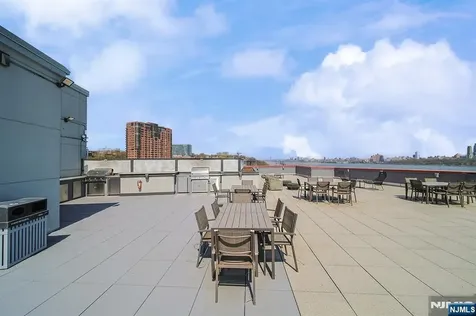 918 Hudson Park Edgewater NJ 07020