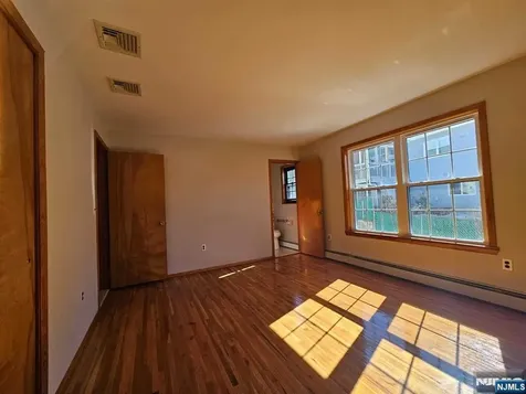 27 Whitaker Avenue Woodland Park NJ 07424