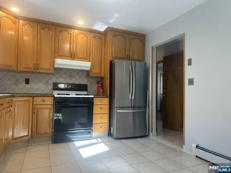 27 Whitaker Avenue Woodland Park NJ 07424