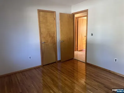 27 Whitaker Avenue Woodland Park NJ 07424