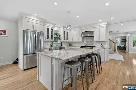 89 Myrtle Avenue Millburn NJ 07041