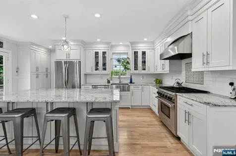89 Myrtle Avenue Millburn NJ 07041