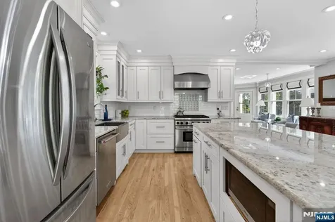 89 Myrtle Avenue Millburn NJ 07041