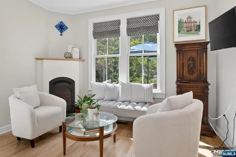 89 Myrtle Avenue Millburn NJ 07041