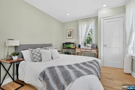 89 Myrtle Avenue Millburn NJ 07041
