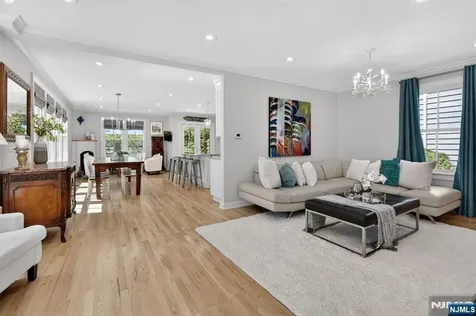 89 Myrtle Avenue Millburn NJ 07041