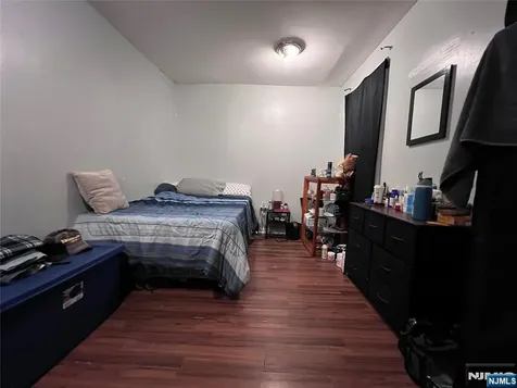 568 14th Avenue Paterson NJ 07504