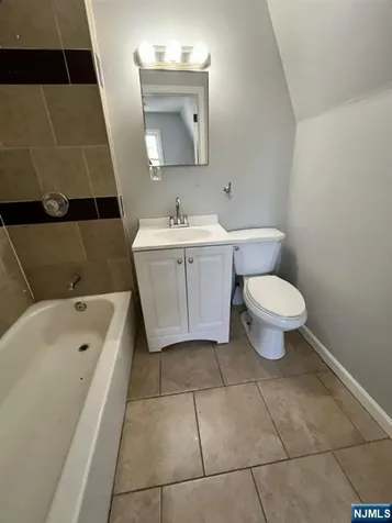 132 Mapes Avenue Newark NJ 07112