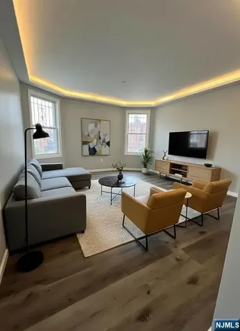 132 Mapes Avenue Newark NJ 07112