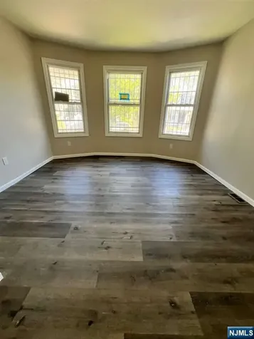 132 Mapes Avenue Newark NJ 07112
