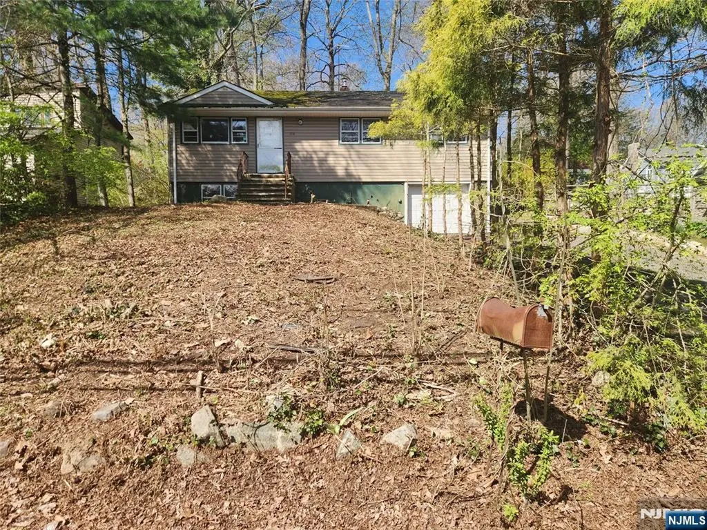 286 Cupsaw Drive Ringwood NJ 07456