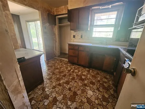 286 Cupsaw Drive Ringwood NJ 07456