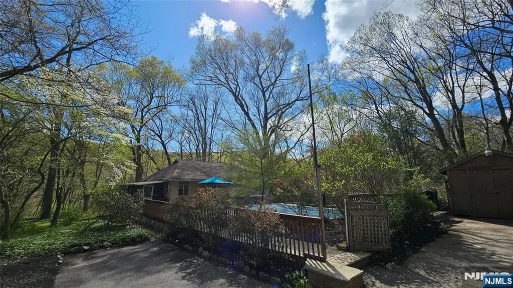 540 Hamburg Turnpike West Milford NJ 07480