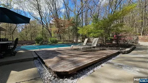 540 Hamburg Turnpike West Milford NJ 07480
