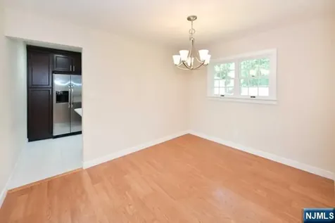 89 Crescent Avenue Wyckoff NJ 07481