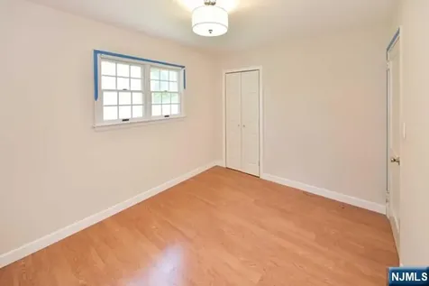 89 Crescent Avenue Wyckoff NJ 07481