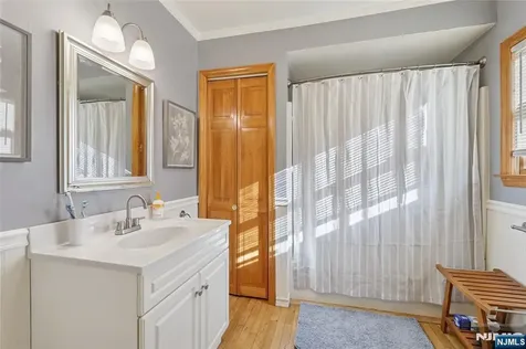 933 Mccandless Place Linden NJ 07036