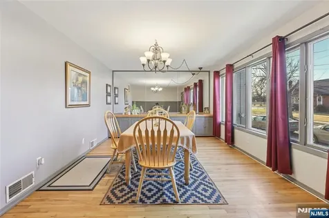 933 Mccandless Place Linden NJ 07036