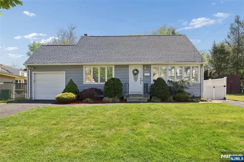 1005 Carnation Drive New Milford NJ 07646