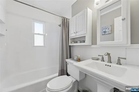 1005 Carnation Drive New Milford NJ 07646