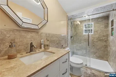 1005 Carnation Drive New Milford NJ 07646